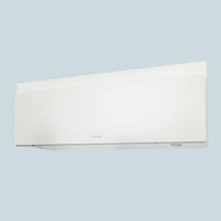 Daikin Emura vit sedd fran hoger