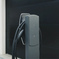 TESLA WALL CONNECTOR, STOLPE